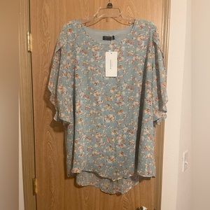 NWT Bloomchic Ditsy Floral Split Petal Sleeve Blouse Size 18/20 2X Aquamarine